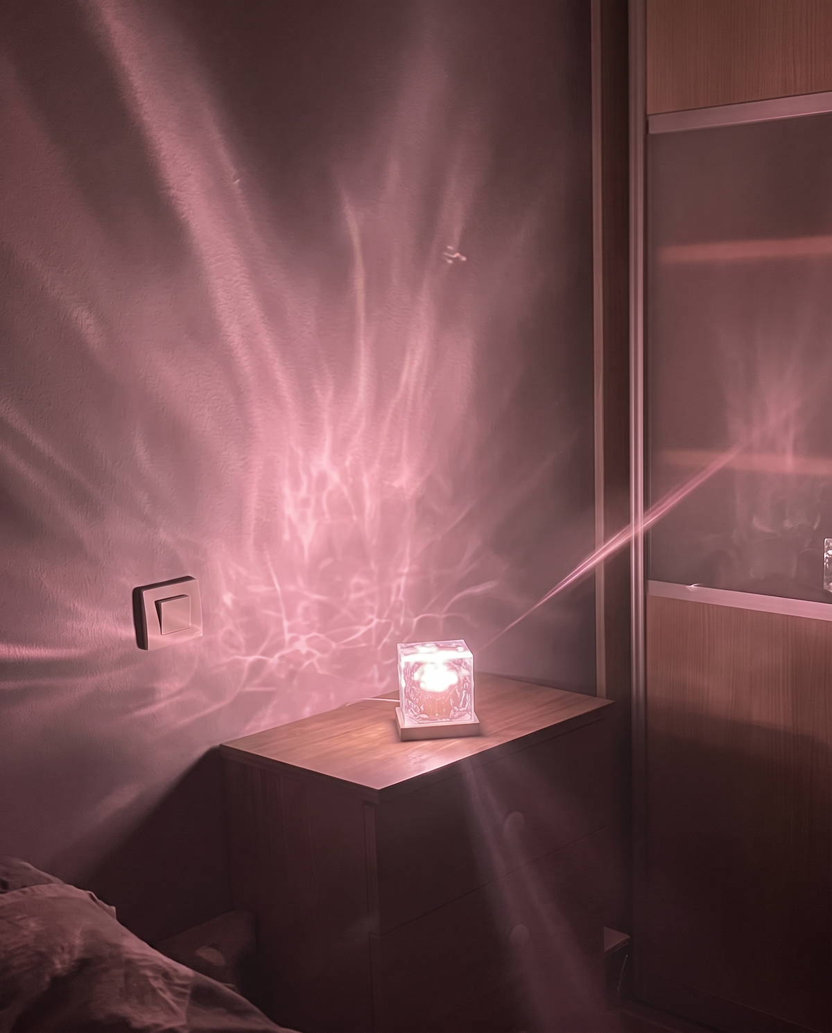 Cubo de luz Noara encendido